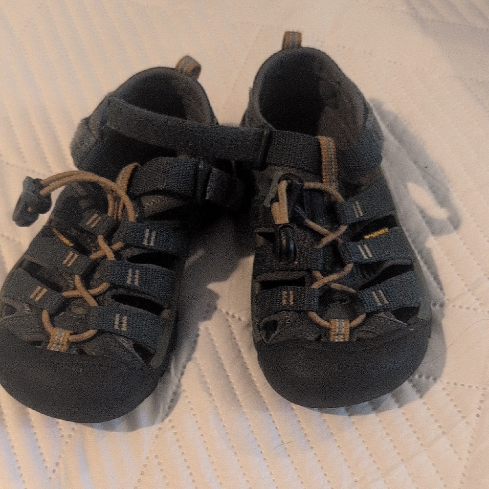 Keen Black and Tan Outdoor Sandals with Toe Protection